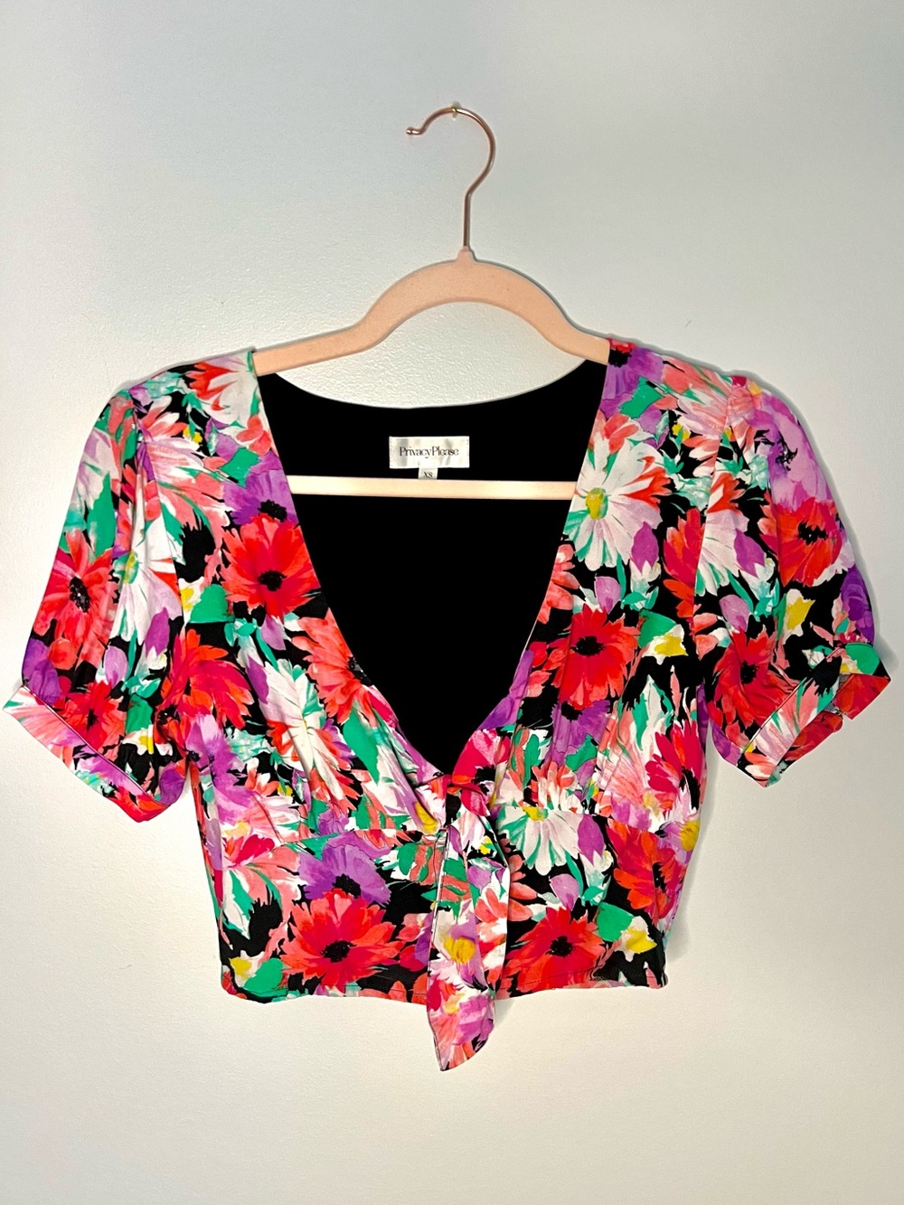 Privacy Please Cropped Floral Top